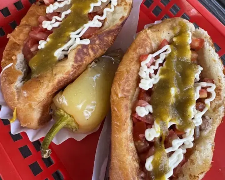 El Sinaloense Hot Dog Cart