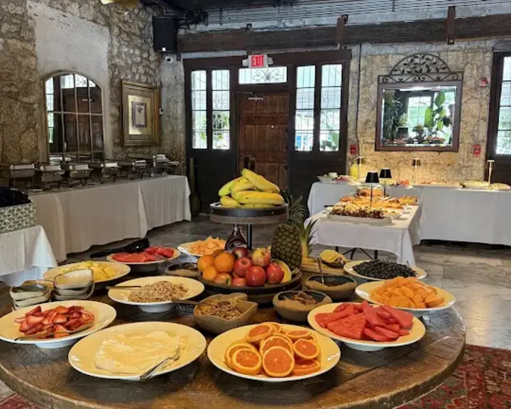 Eos Garden Mediterranean Kitchen
