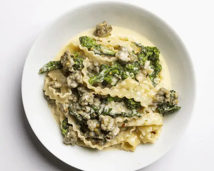Hank's Pasta Bar