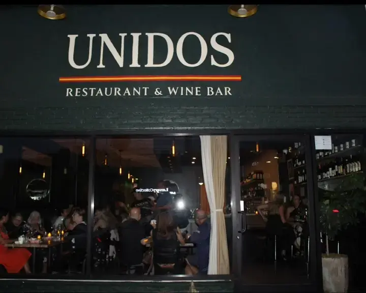 Unidos Restaurant &amp; Wine Bar