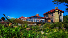 Harbor House Inn